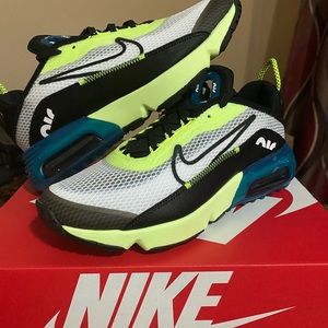 Nike AirMax 2090